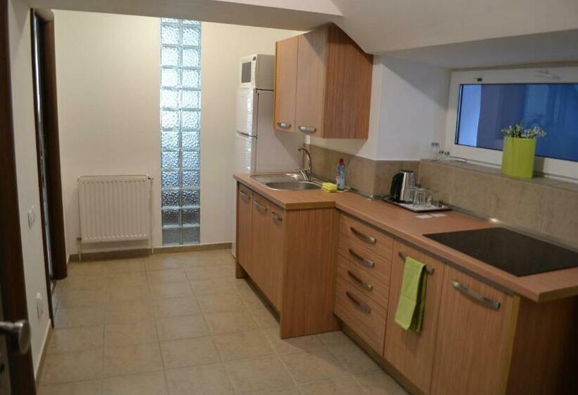 إستوديو قياسى, Casa Fanarilor