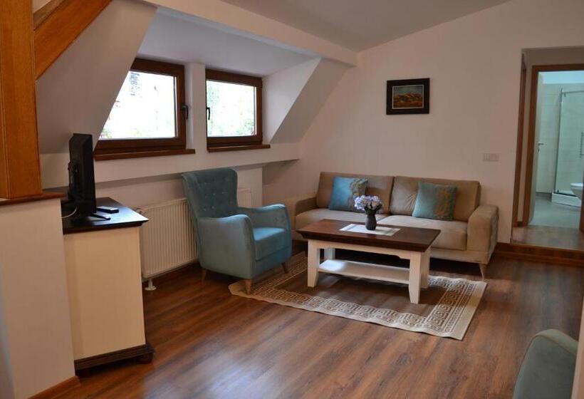 شقة غرفة واحدة مطلة على الحديقة, Casa Fanarilor