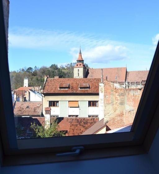 شقة غرفة واحدة, Casa Fanarilor