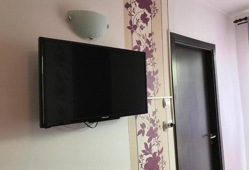 شقة غرفة واحدة, Casa Mais