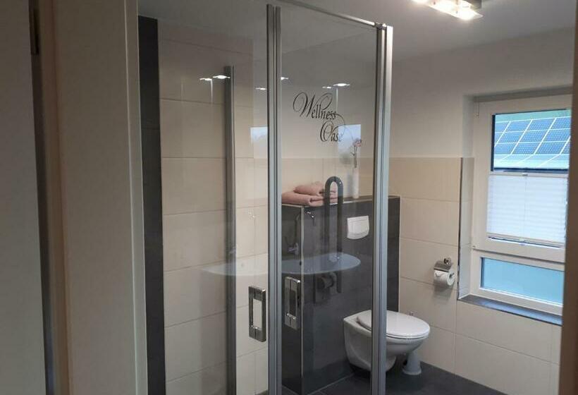 Апартаменты 1 Спальня с Видом, Ferienwohnung & Gästezimmer Schrichten