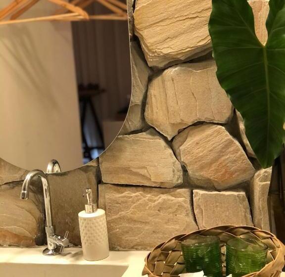 جناح ديلوكس, Kûara Pipa