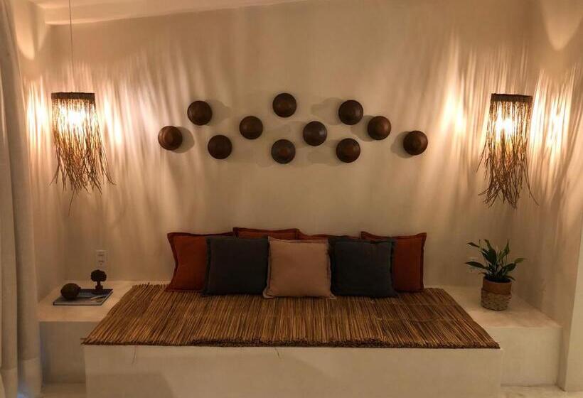 جناح ديلوكس, Kûara Pipa