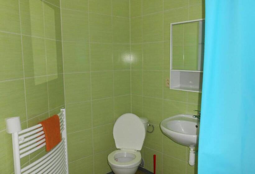 스탠다드 트리플 룸, Penzion V Zatáčce