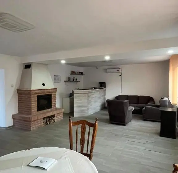 Üç Kişilik Standart Oda, Vila Marina&eddy