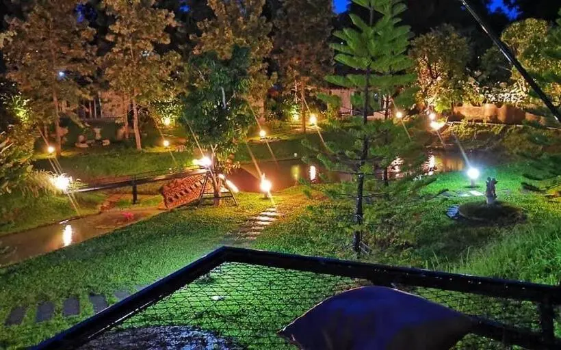 Standard Tent, Khaokho Keree Tara