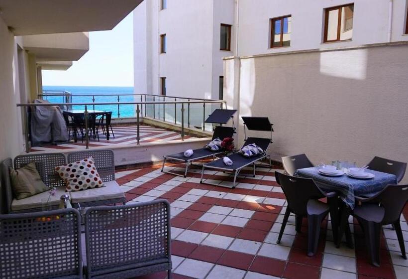 1 Schlafzimmer Apartment mit Terrasse, бяла виста клиф   Byala Vista Cliff