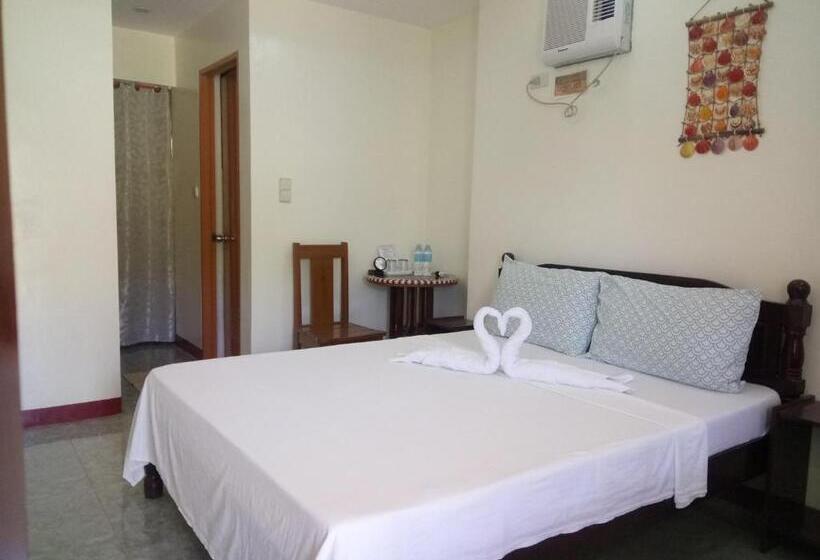 חדר דלוקס עם מרפסת, Sunshine Paradise Inn