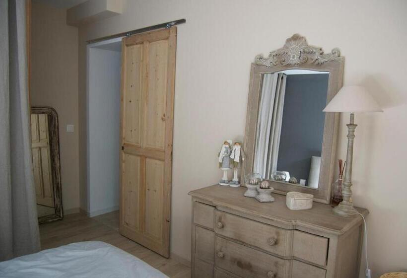 Апартаменты 2 Спальни, Appart Hôtel 27 Le Lion D Or