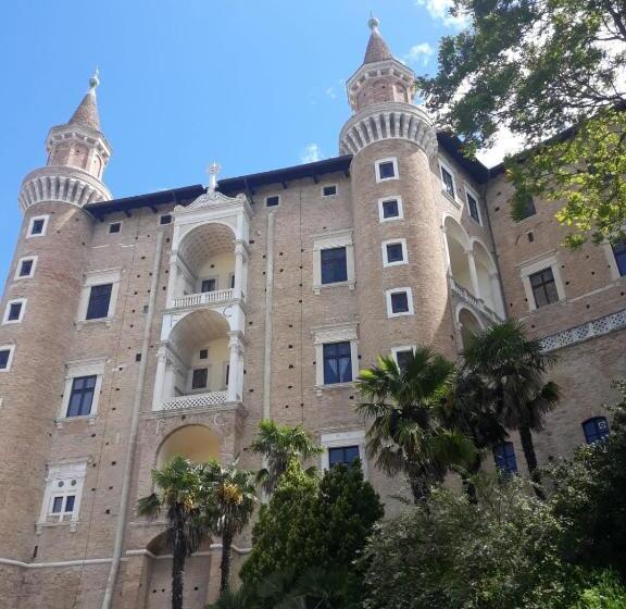 דירת חדר, B&b I Canonici