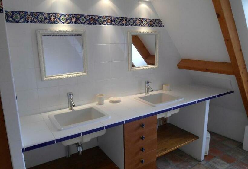 Стандартный Номер Кровать Кинг, La Maion