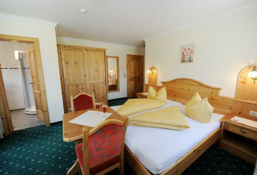 חדר סטנדרט עם מרפסת, Garni Landhaus Platzer