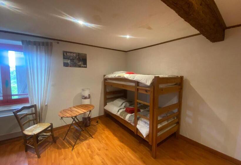 Четырехместный Номер Стандарт, Terres De Barréjat