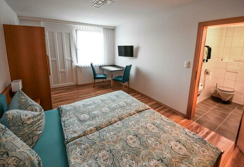 Номер Стандарт, Gästehaus Zum See