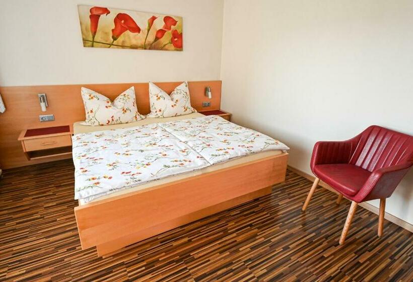 Номер Стандарт с Террасой, Gästehaus Zum See