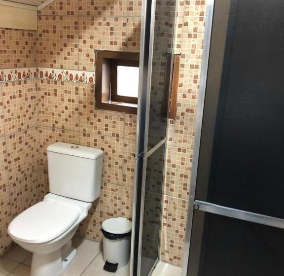 Family Room, Hospedagem Platô