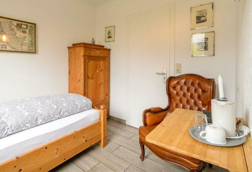 غرفة فردية مزودة بتراس, Pension Louisa