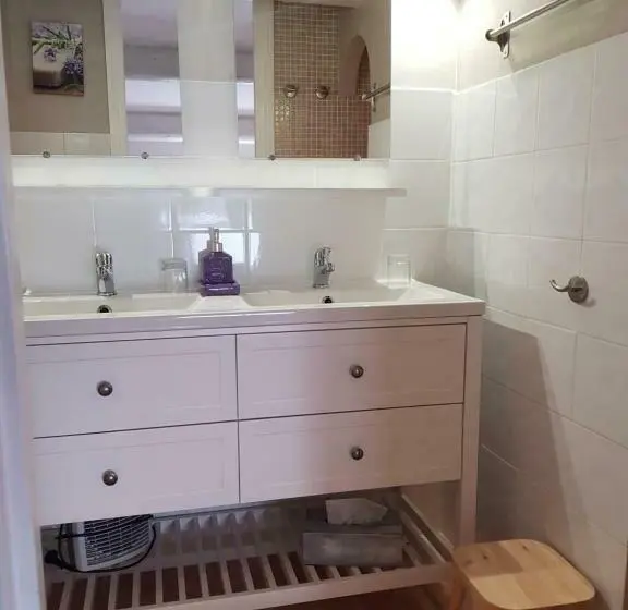 スイート, Mas Clement Chambre Et Table D Hôtes