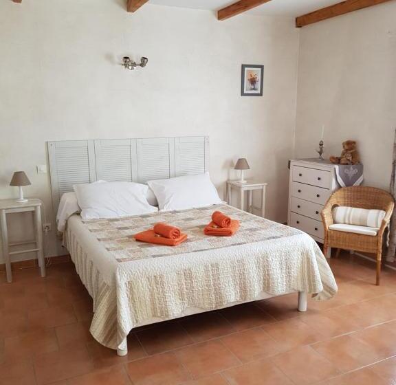 اتاق استاندارد با تراس, Mas Clement Chambre Et Table D Hôtes