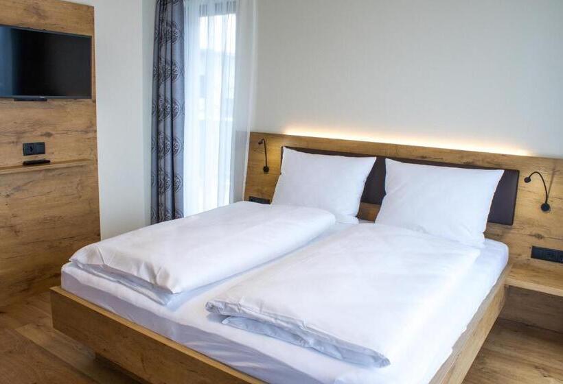 Номер Стандарт с Балконом, Panorama Apart Weisses Rössl