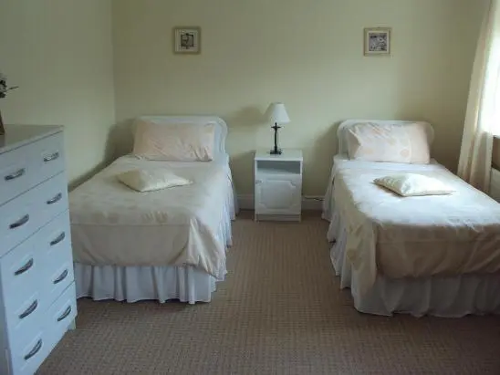 Familienzimmer, Ryebrook House