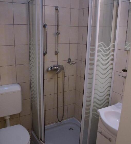 Standard Studio, Guest Rest Studio Apartments