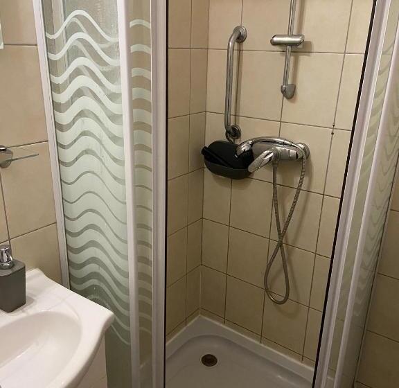 Standard Studio, Guest Rest Studio Apartments