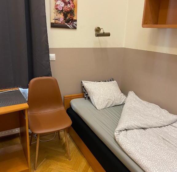 Standard Studio, Guest Rest Studio Apartments