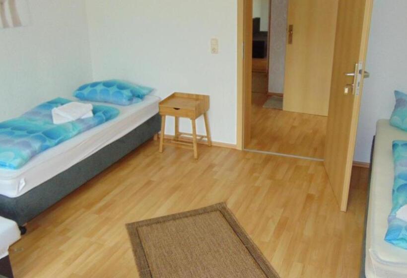 Quarto Standard Casa de Banho Partilhada, Hostel Schützenbrücke