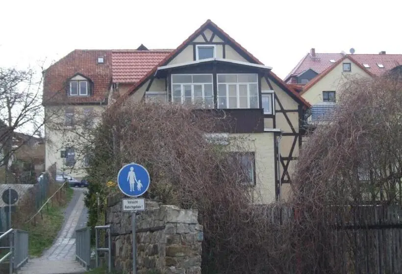 浴室共有スタンダード４人用ルーム, Hostel Schützenbrücke