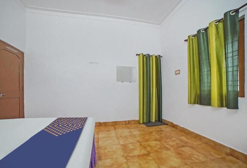 غرفة قياسية ثلاثية, Spot On Hotel Morning Star Inn