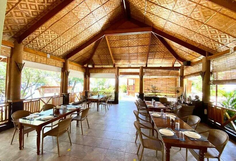 Номер Deluxe с Балконом, Magic Island Dive Resort