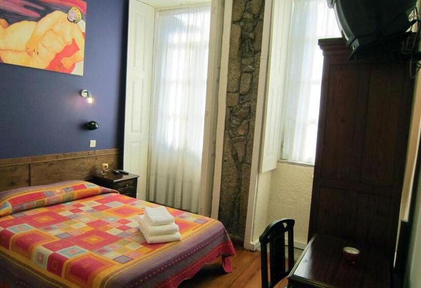 اتاق استاندارد با بالکن, Duas Nações Guest House