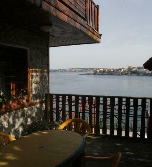 اتاق استاندارد با چشم‌انداز دریا, Guestrooms Durna