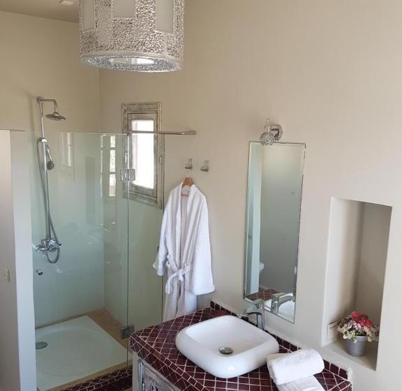 اتاق استاندارد با بالکن, Maison D Hôtes, Spa Et Yoga Villa Océane