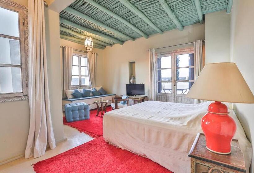 Номер Стандарт с Балконом, Maison D Hôtes, Spa Et Yoga Villa Océane