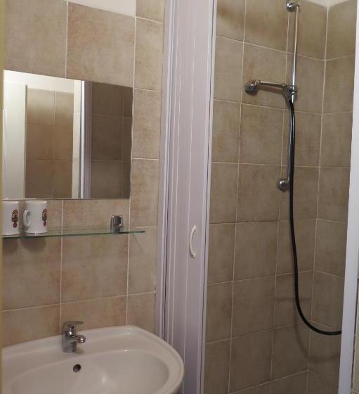 スタンダードトリプルルーム, Penzion Oliver