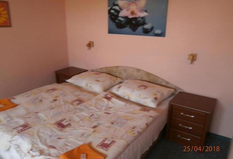 スタンダード４人部屋, Penzion Oliver