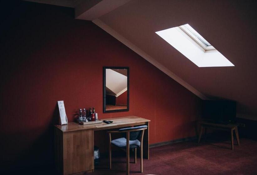 Superior Rum, дбайлива ципа