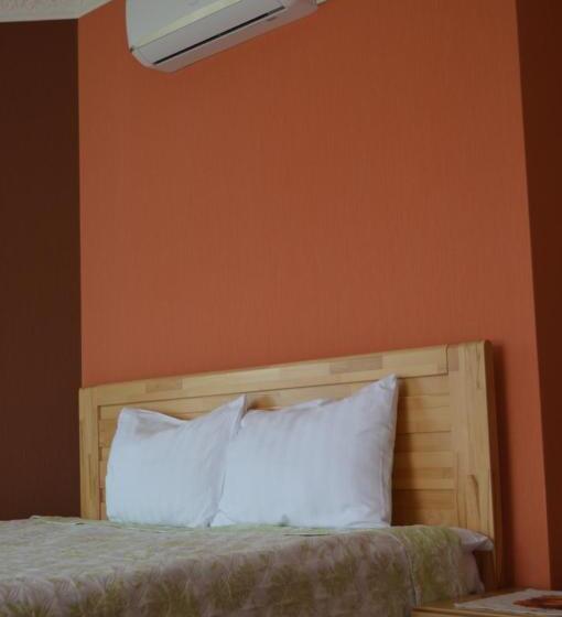 Svit Bergsutsikt, дбайлива ципа