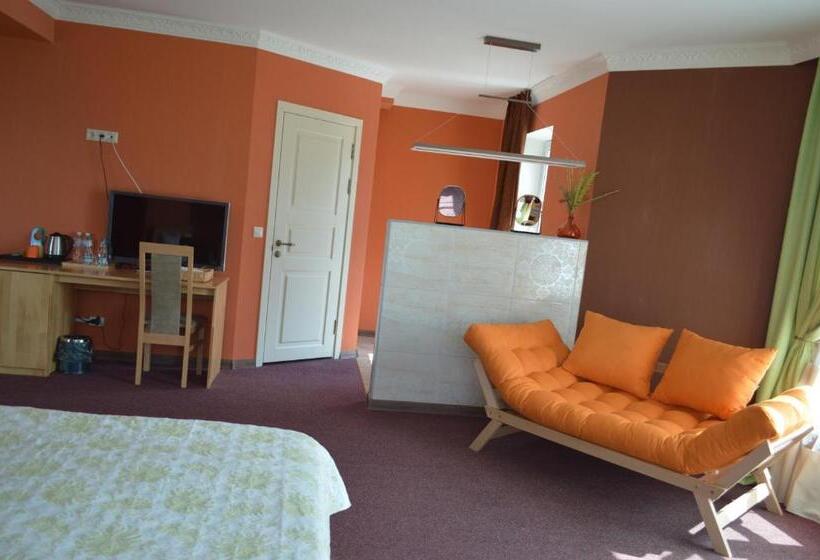 Svit Bergsutsikt, дбайлива ципа