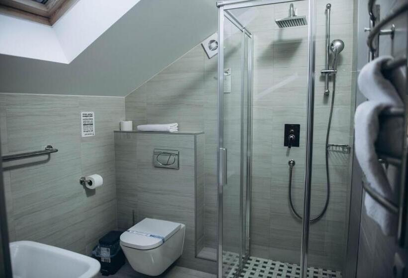 Chambre Supérieure, дбайлива ципа