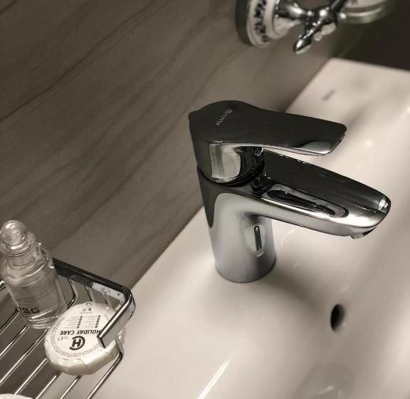 1 Bedroom Apartment with Views, дбайлива ципа