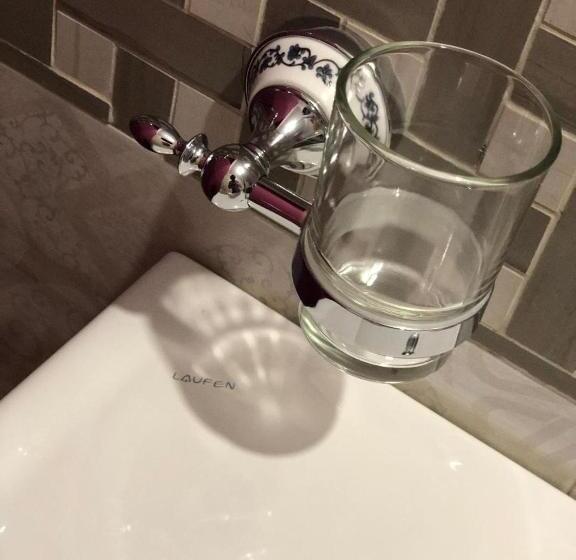 1 Bedroom Apartment with Views, дбайлива ципа