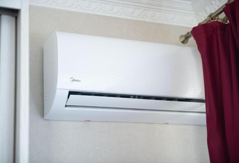 Junior Familjesvit, дбайлива ципа