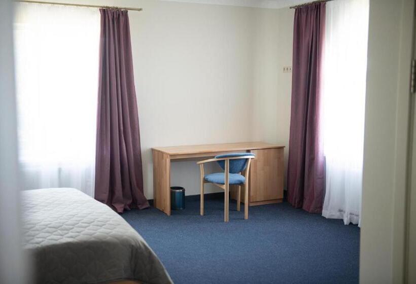 Family Junior Suite, дбайлива ципа