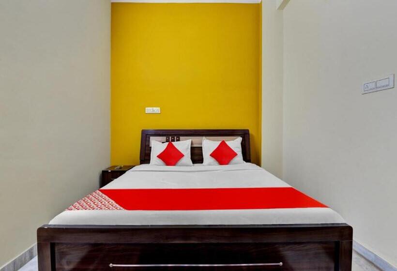 三人经典房间, Oyo 82088  Hastinapur Residency Near Jaipur Airport