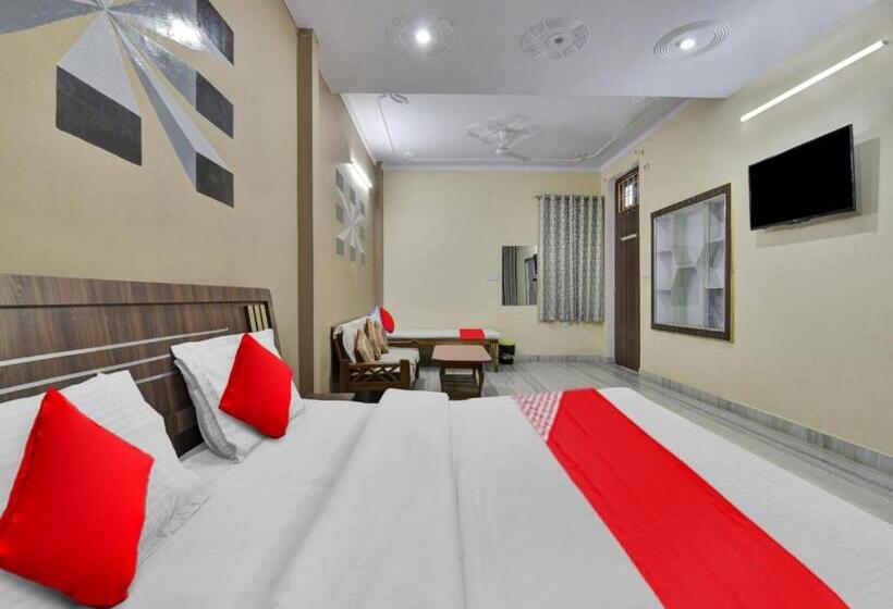 三人经典房间, Oyo 82088  Hastinapur Residency Near Jaipur Airport