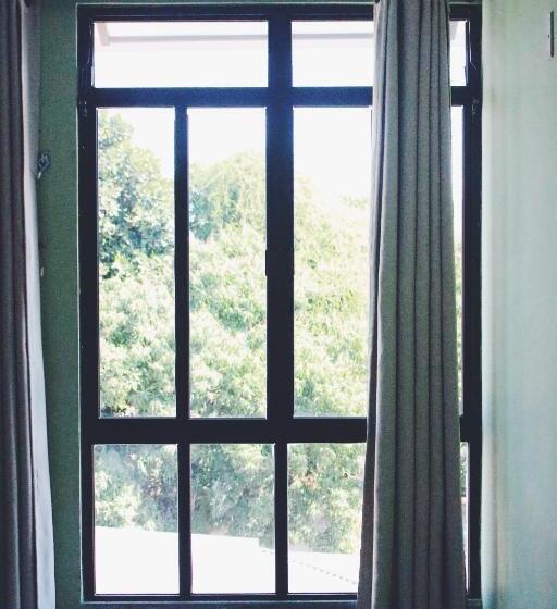 Люкс Вид на Горы, Paradise Hostel E Flats