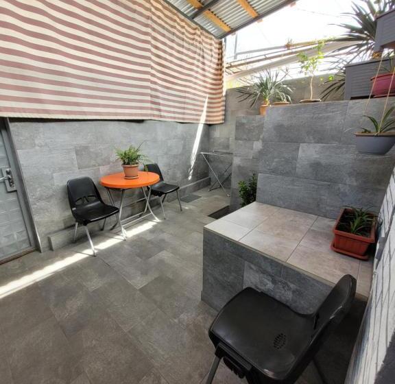 Standaard Studio, мини дом целиком около мед центра астхик